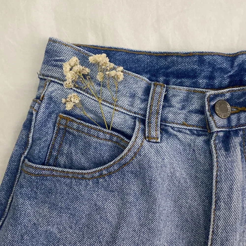 J . GALT High Waist Denim Shorts - Picture 7 of 7